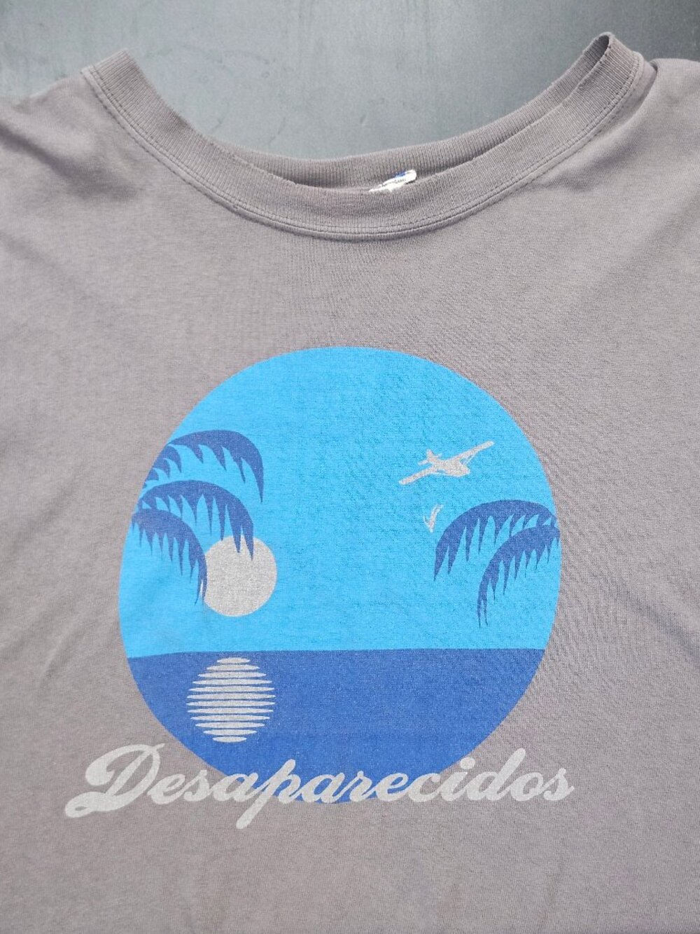 Desaparecidos Band T‑Shirt – XL – Gray – Indie Rock Graphic Tee